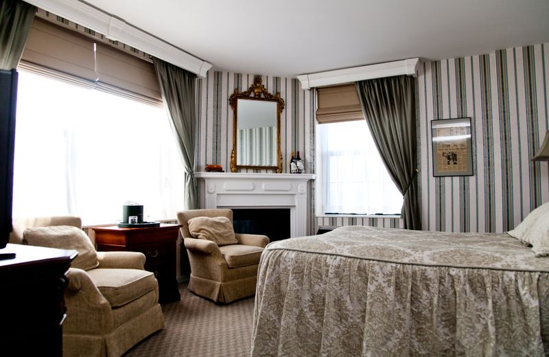 Landmark Inn