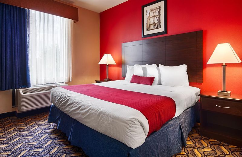 Best Western Plus McKinney Inn and Suites