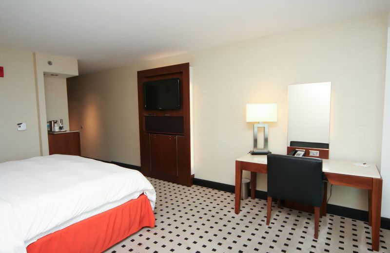 Delta Hotels by Marriott Milwaukee Northwest