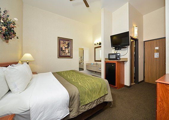 Comfort Suites Minot