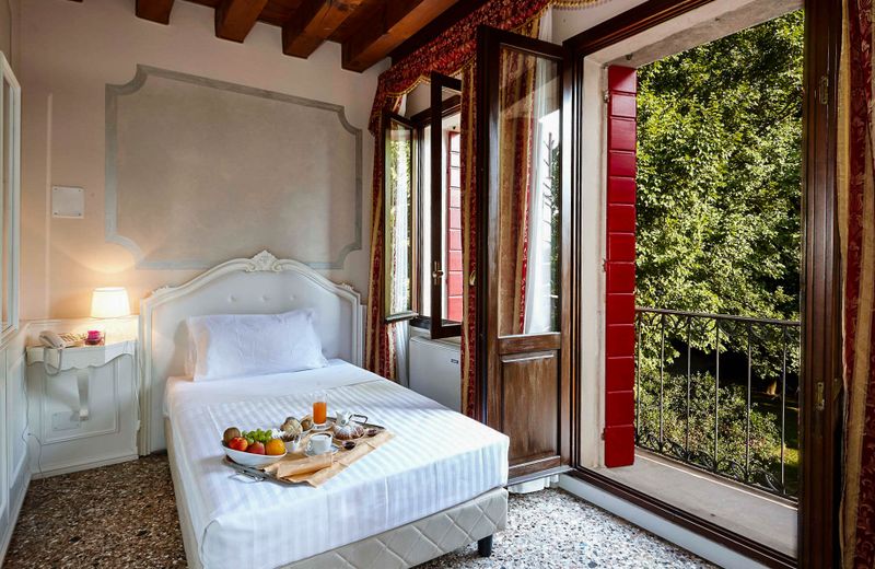 Hotel Villa Patriarca
