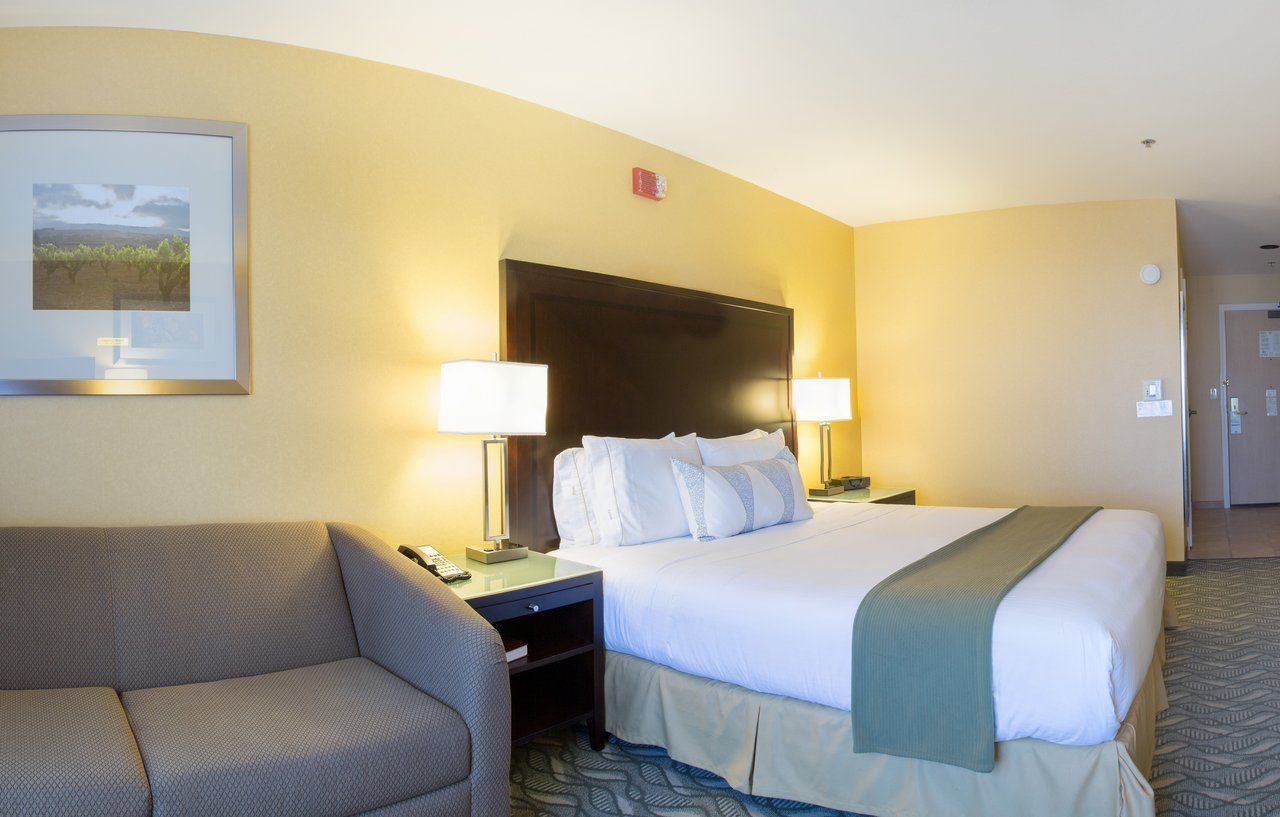 Holiday Inn Express Hotel & Suites San Jose-Morgan Hill, an IHG Hotel