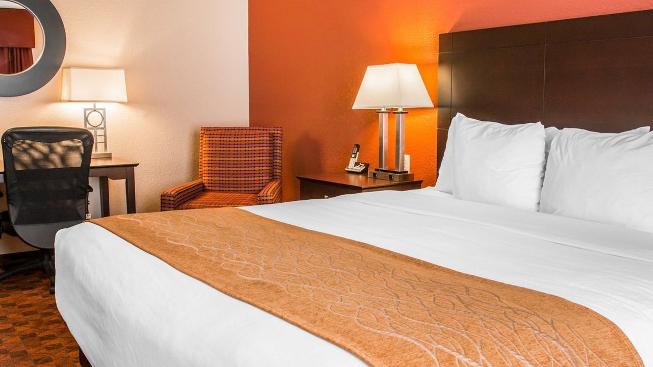 Comfort Inn & Suites and Conference Center