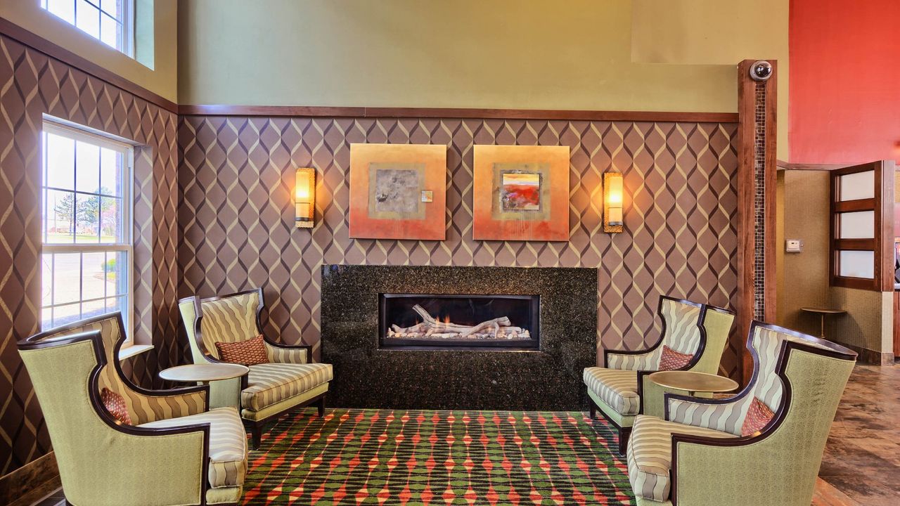 Comfort Inn & Suites and Conference Center
