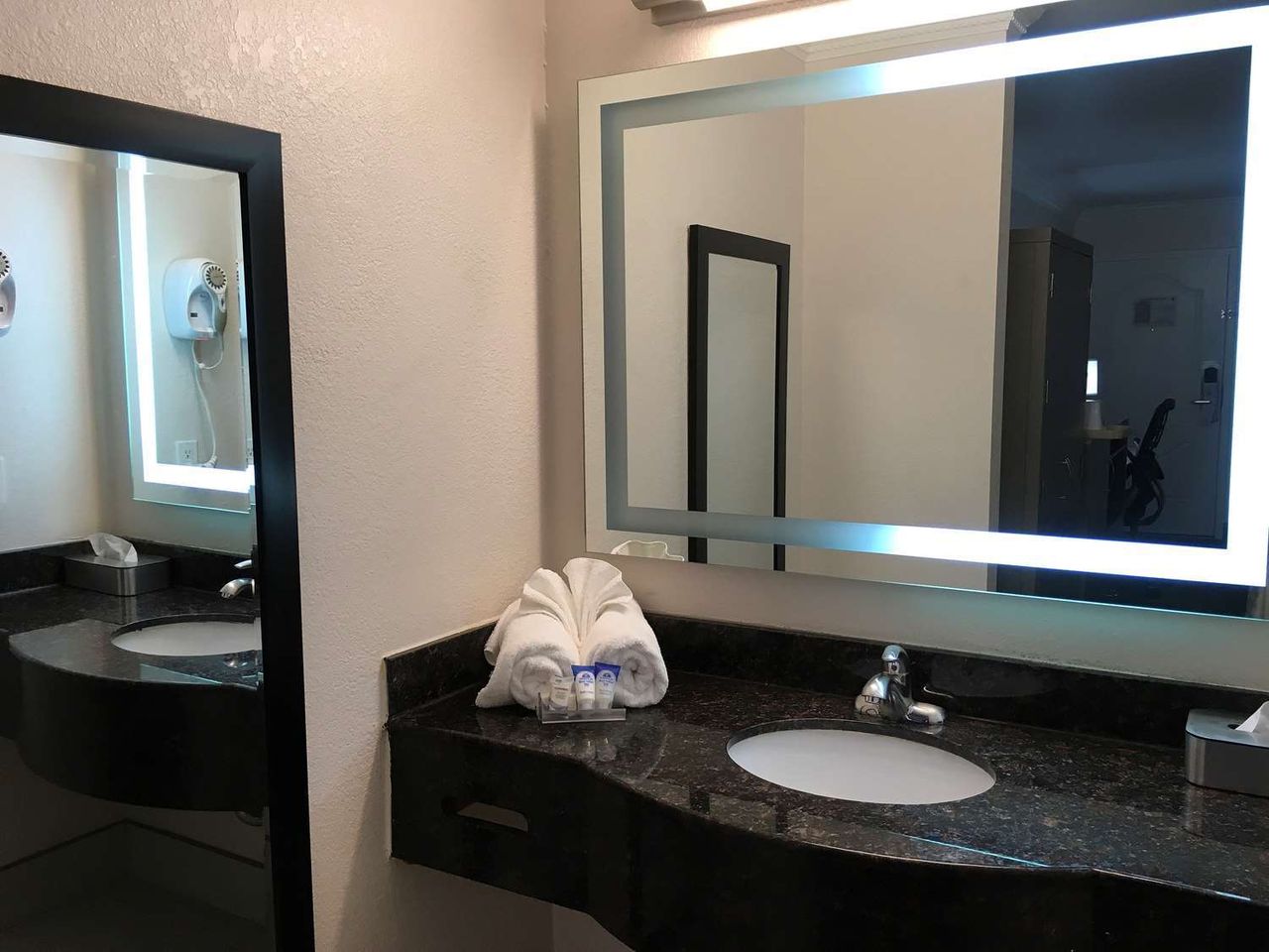 Americas Best Value Inn - Mountain View