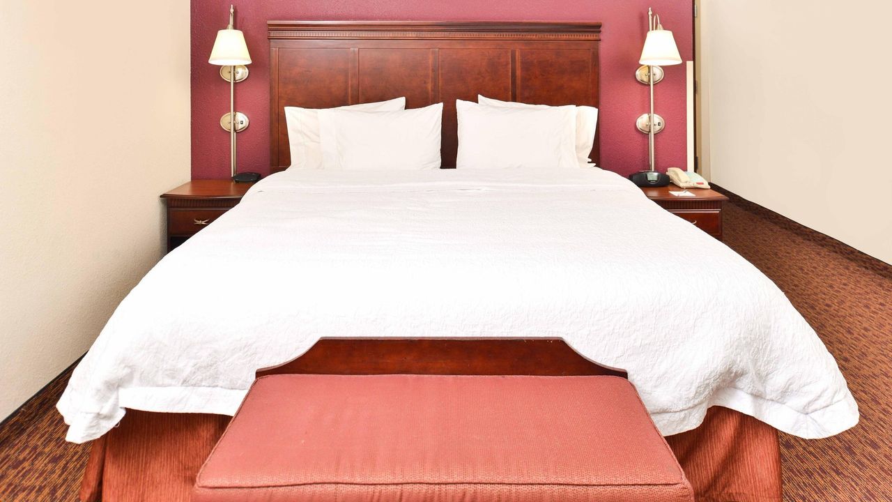 Hampton Inn & Suites Muncie