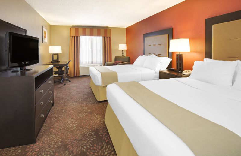 Holiday Inn Express & Suites - Muncie, an IHG Hotel