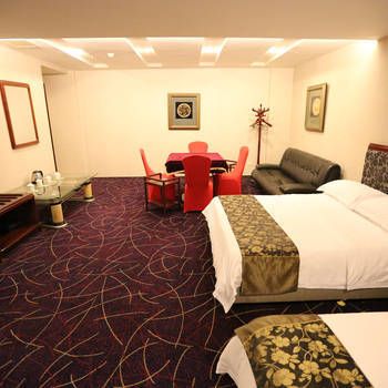 Milan Holiday Hotel