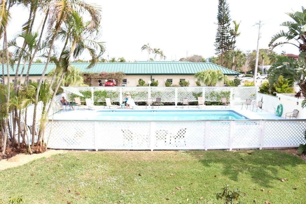 Outdoor Pictures 1