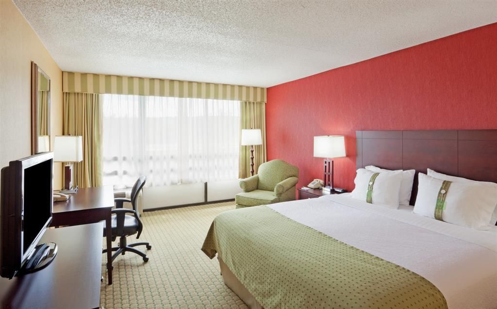 Holiday Inn Nashua, an IHG Hotel