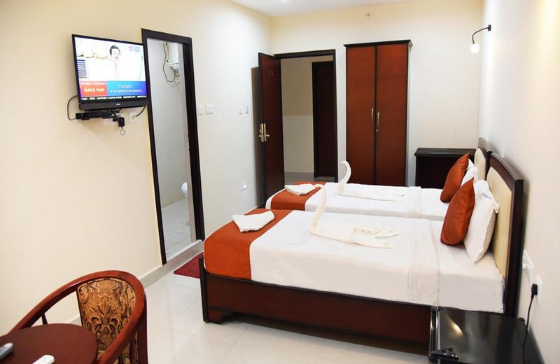 Hotel Seasons Inn