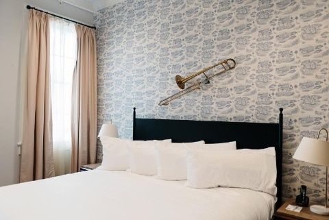 Henry Howard Hotel