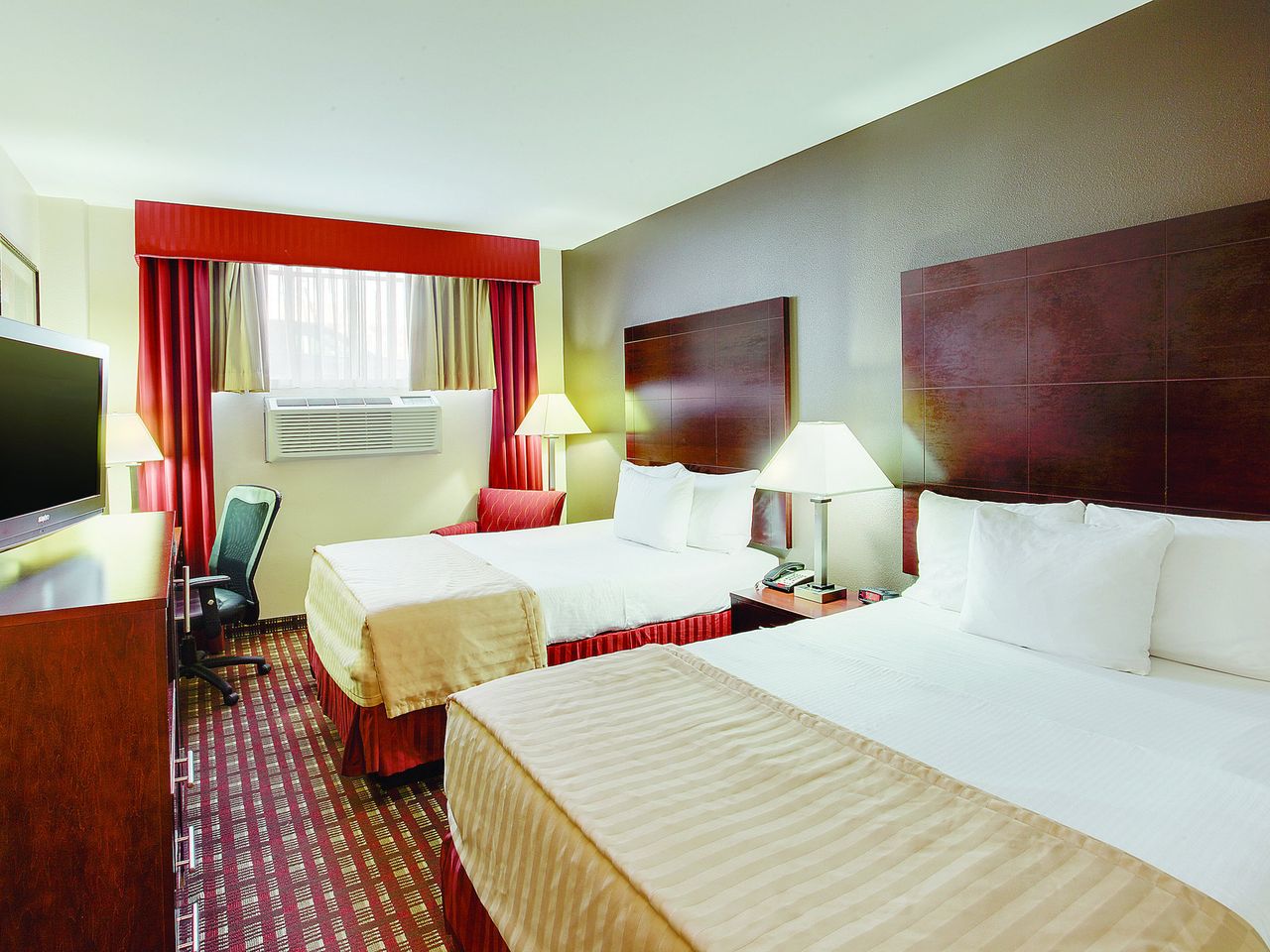 LA QUINTA INN STE JFK AIRPORT