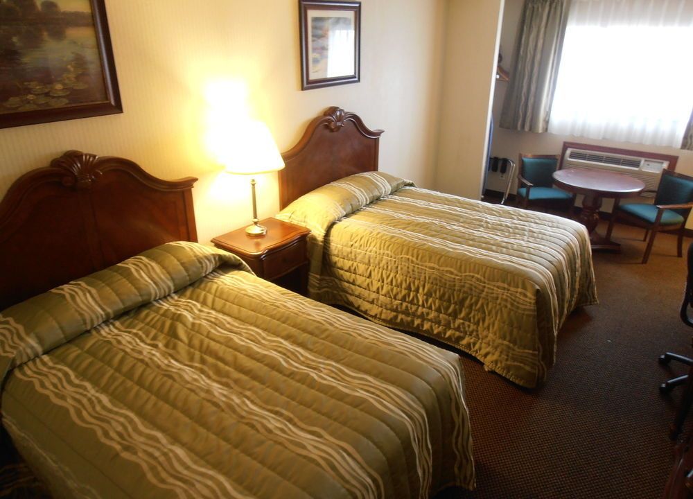 Floral Park Motor Lodge