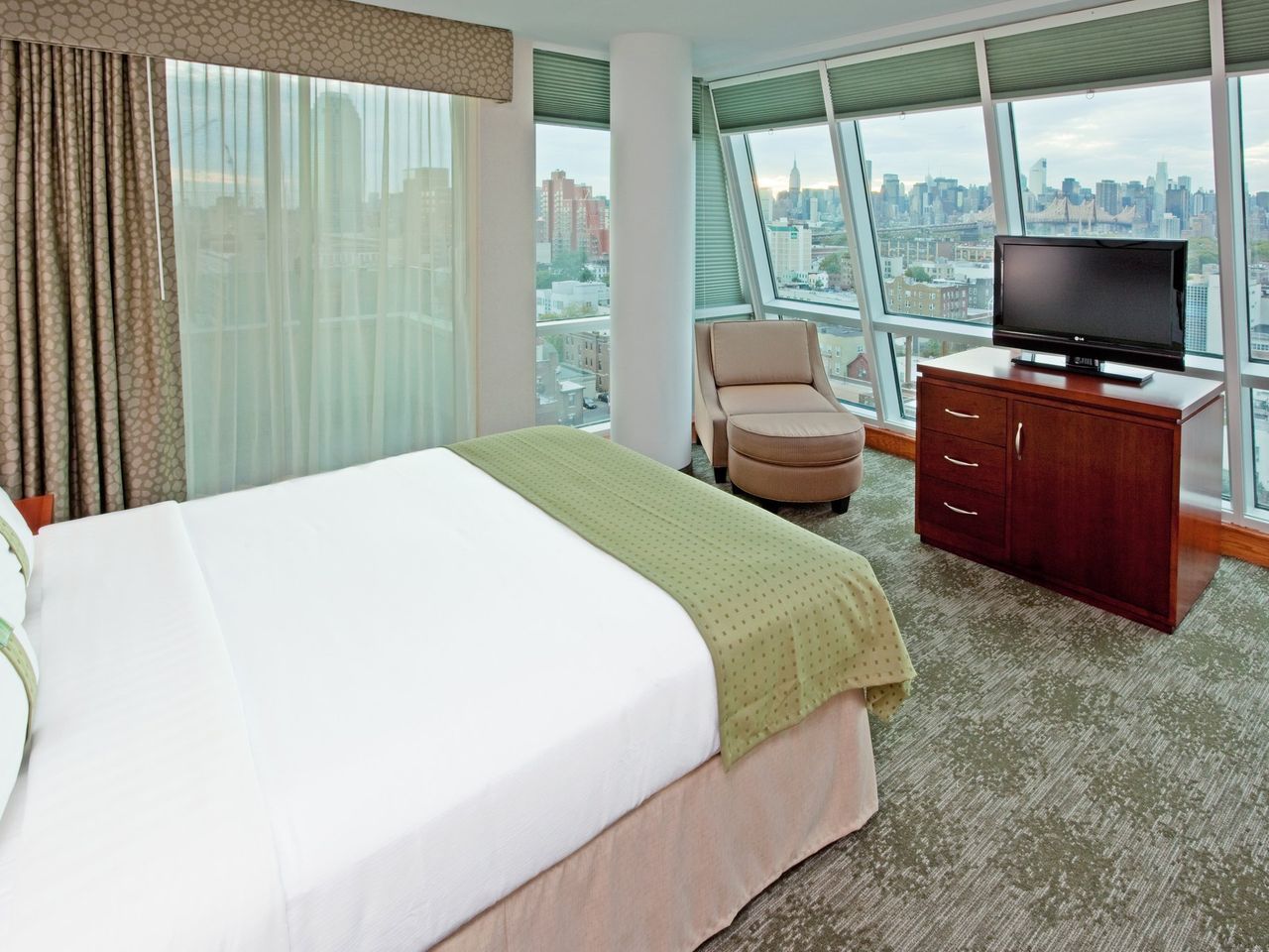 Holiday Inn Long Island City - Manhattan View