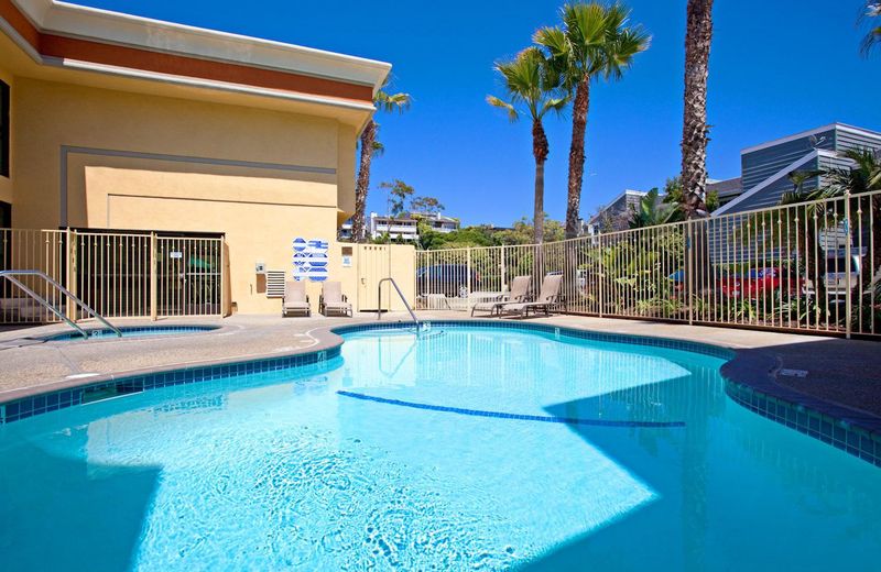 Holiday Inn Express Newport Beach, an IHG Hotel