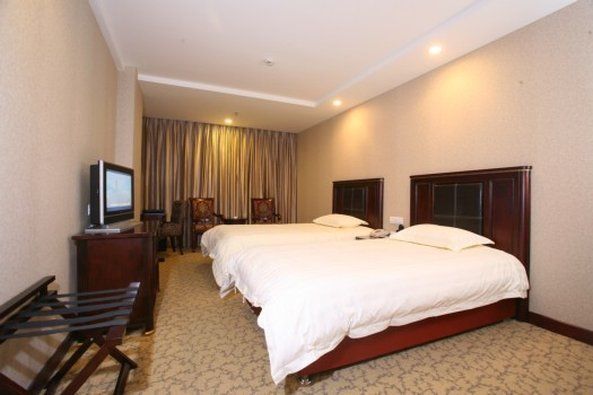 HOME INN BEILUN XINDALU