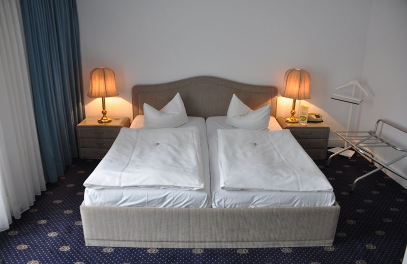 City Club Hotel