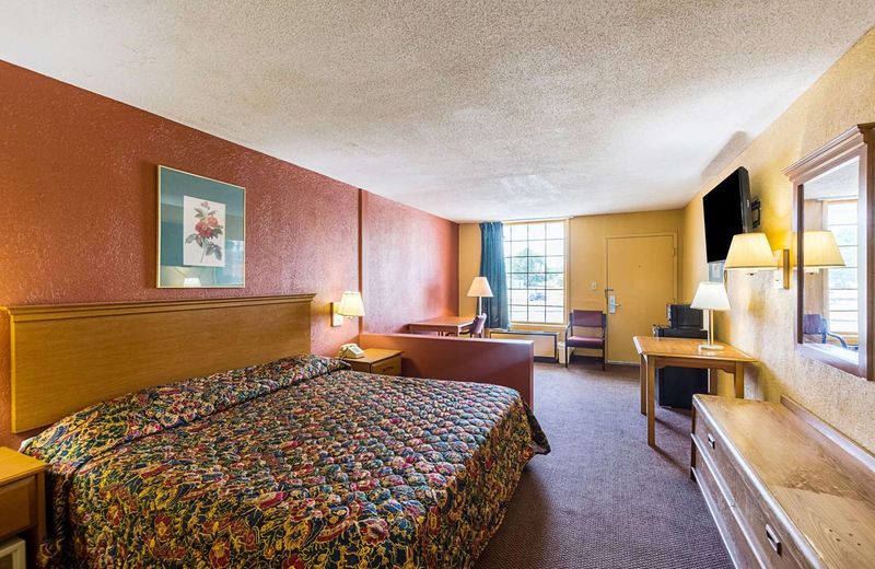 Rodeway Inn & Suites Orangeburg
