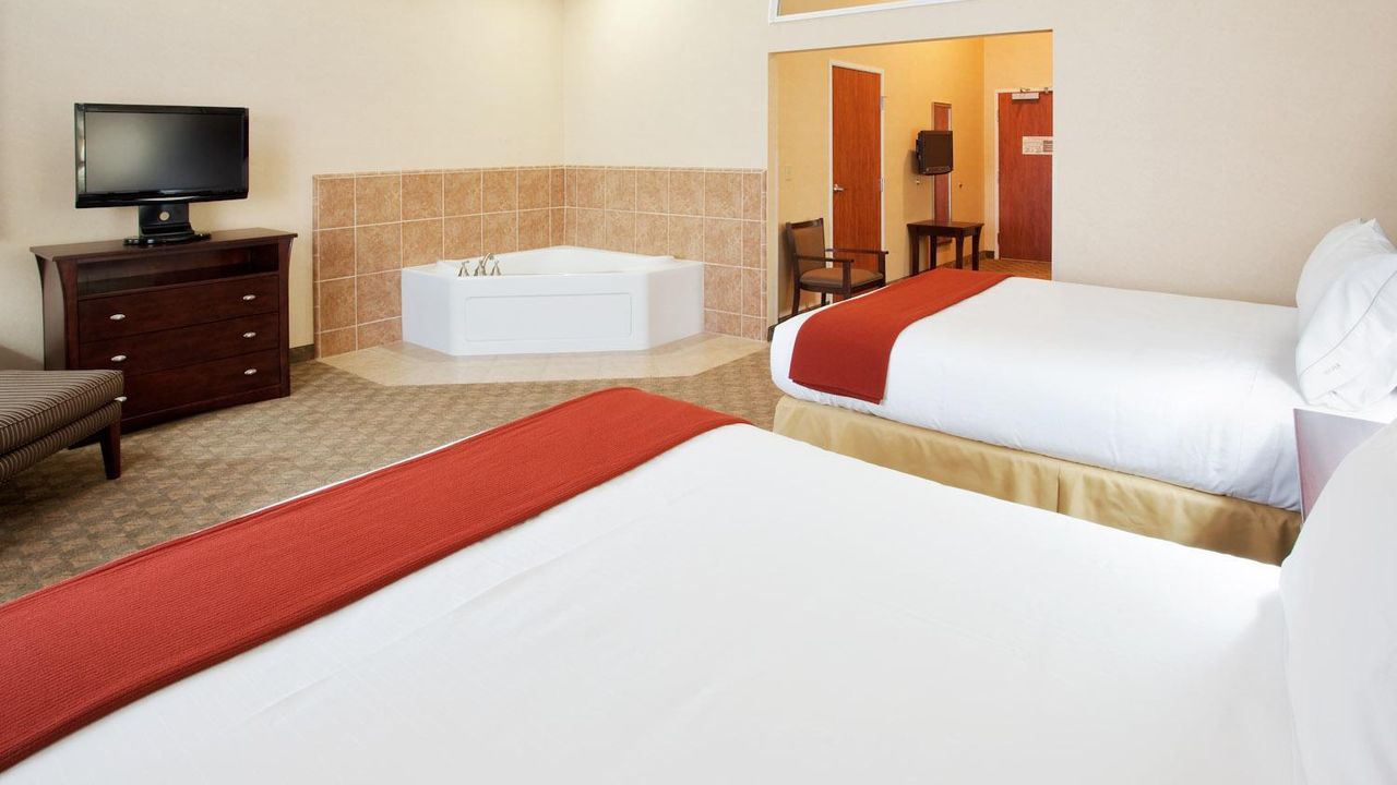 Holiday Inn Express Hotel & Suites Oroville Southwest