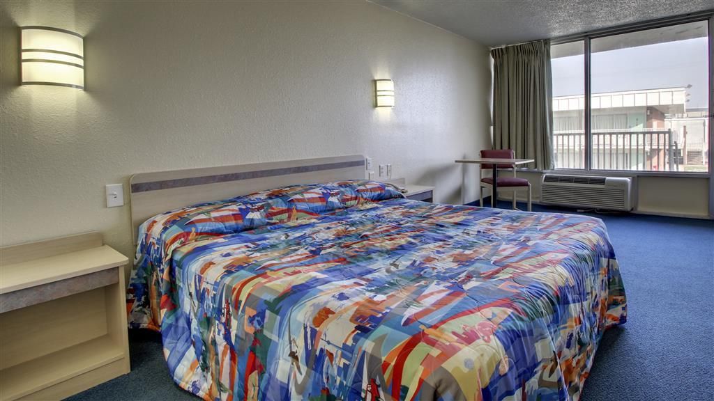 Econo Lodge