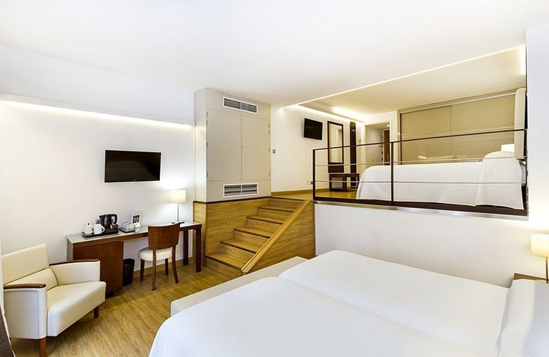 Hotel Almudaina