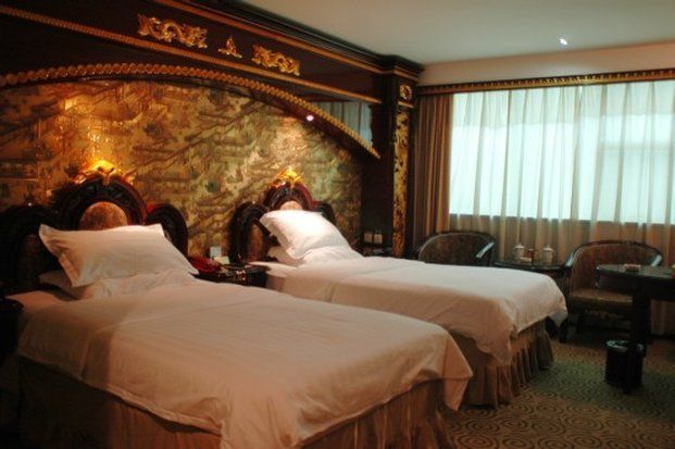 Chuan Hui Grand Hotel