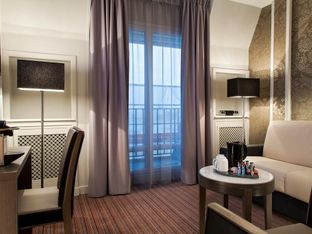 Hotel Image 1