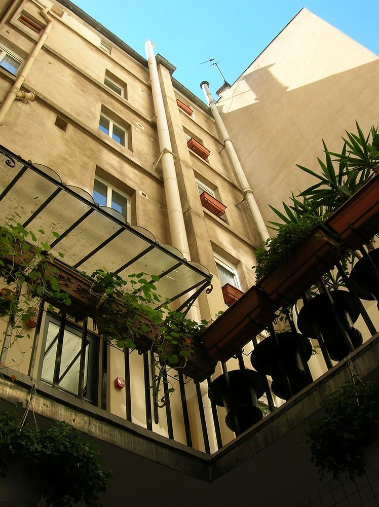 Outdoor Pictures 1