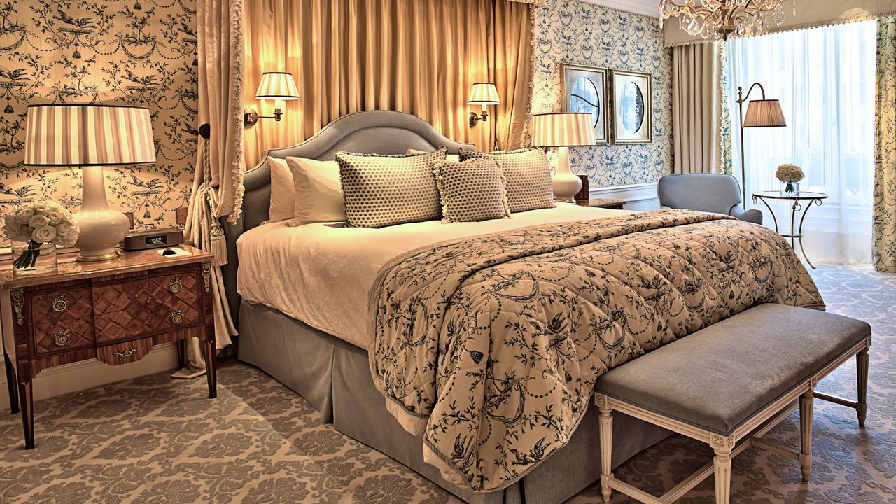 Four Seasons Hotel George V Paris