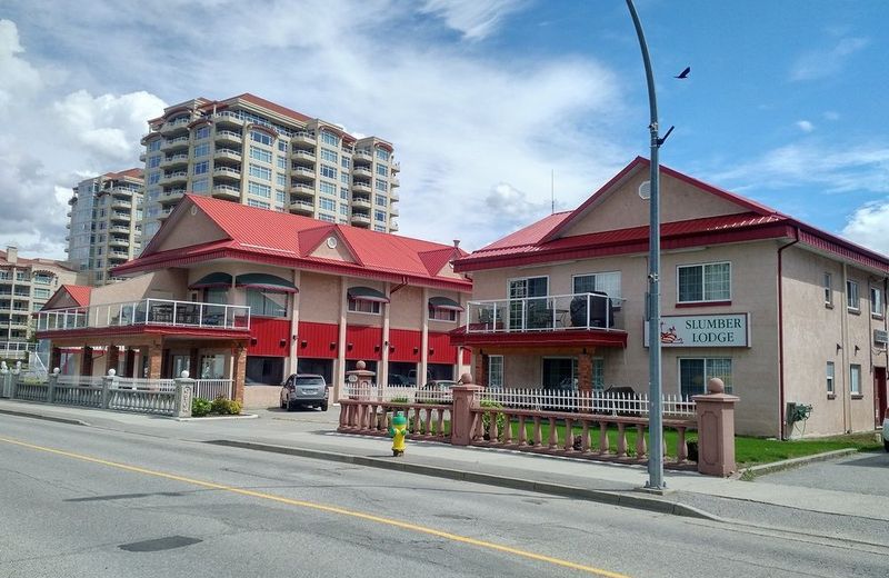 Slumber Lodge