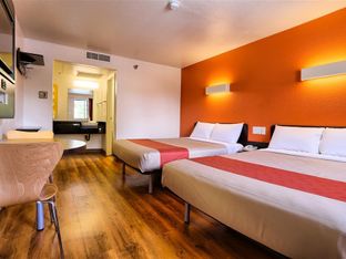 Hotel Image 1