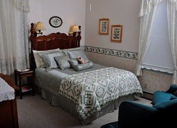 Blue Gull Inn Bed and Breakfast