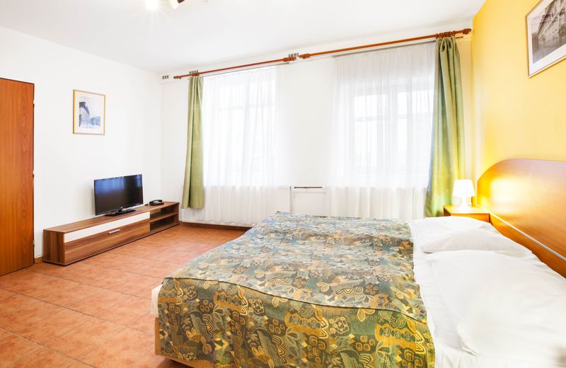 Hotel Grand