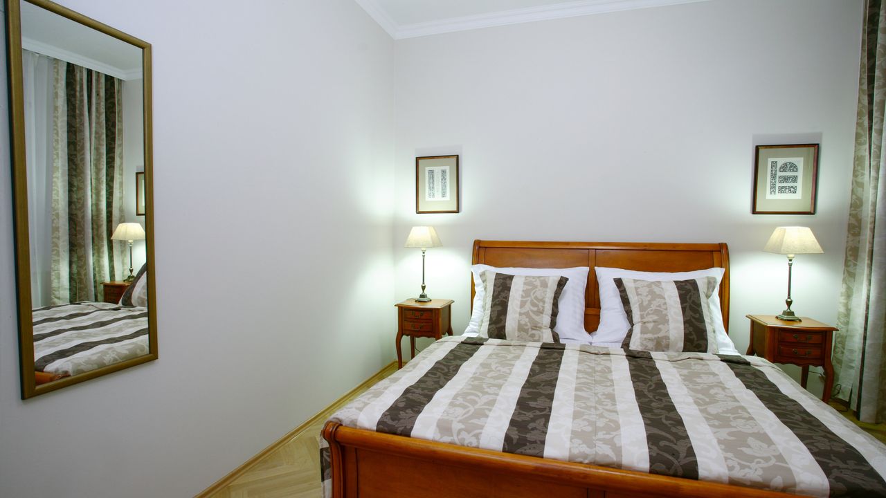 Hunger Wall Residence