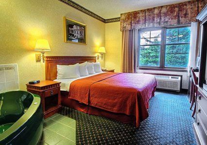 Econo Lodge Glens Falls - Lake George