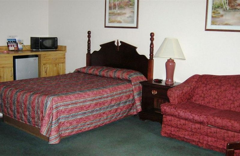 Voyageur Inn and Conference Center