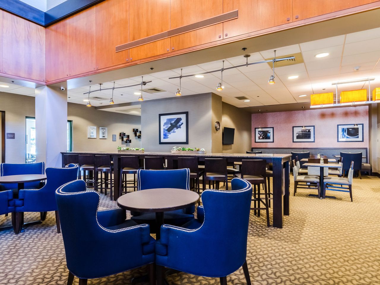 Comfort Inn & Suites Logan International Airport