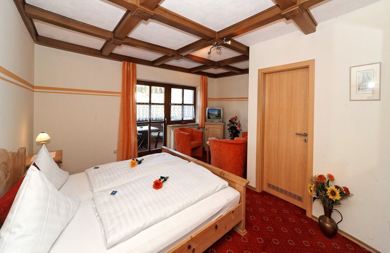 Hotel "Haus am Berg"