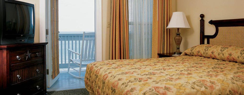 Lighthouse Inn at Aransas Bay