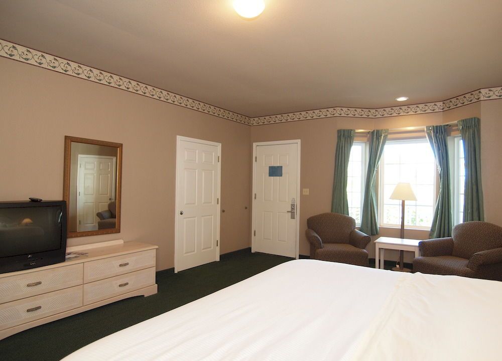 The Inn at Fulton Harbor