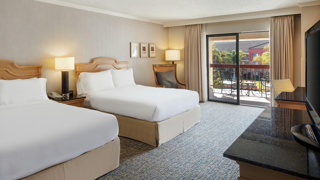 DoubleTree by Hilton Sonoma Wine Country