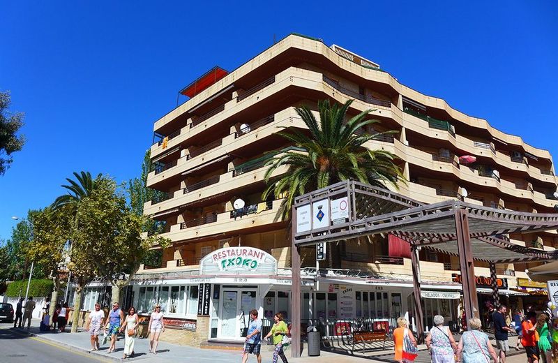 Azahar Apartamentos