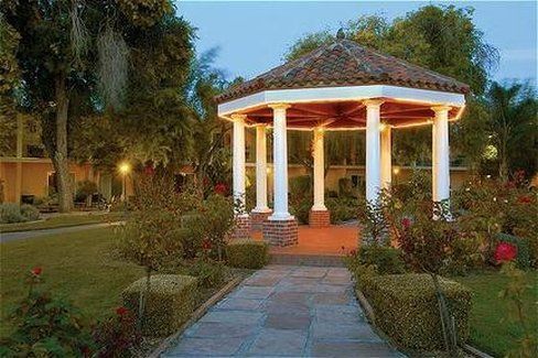 Outdoor Pictures 24