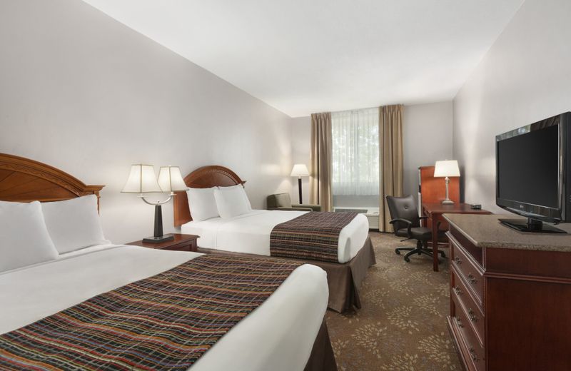 Country Inn & Suites by Radisson, San Jose International Airport, CA