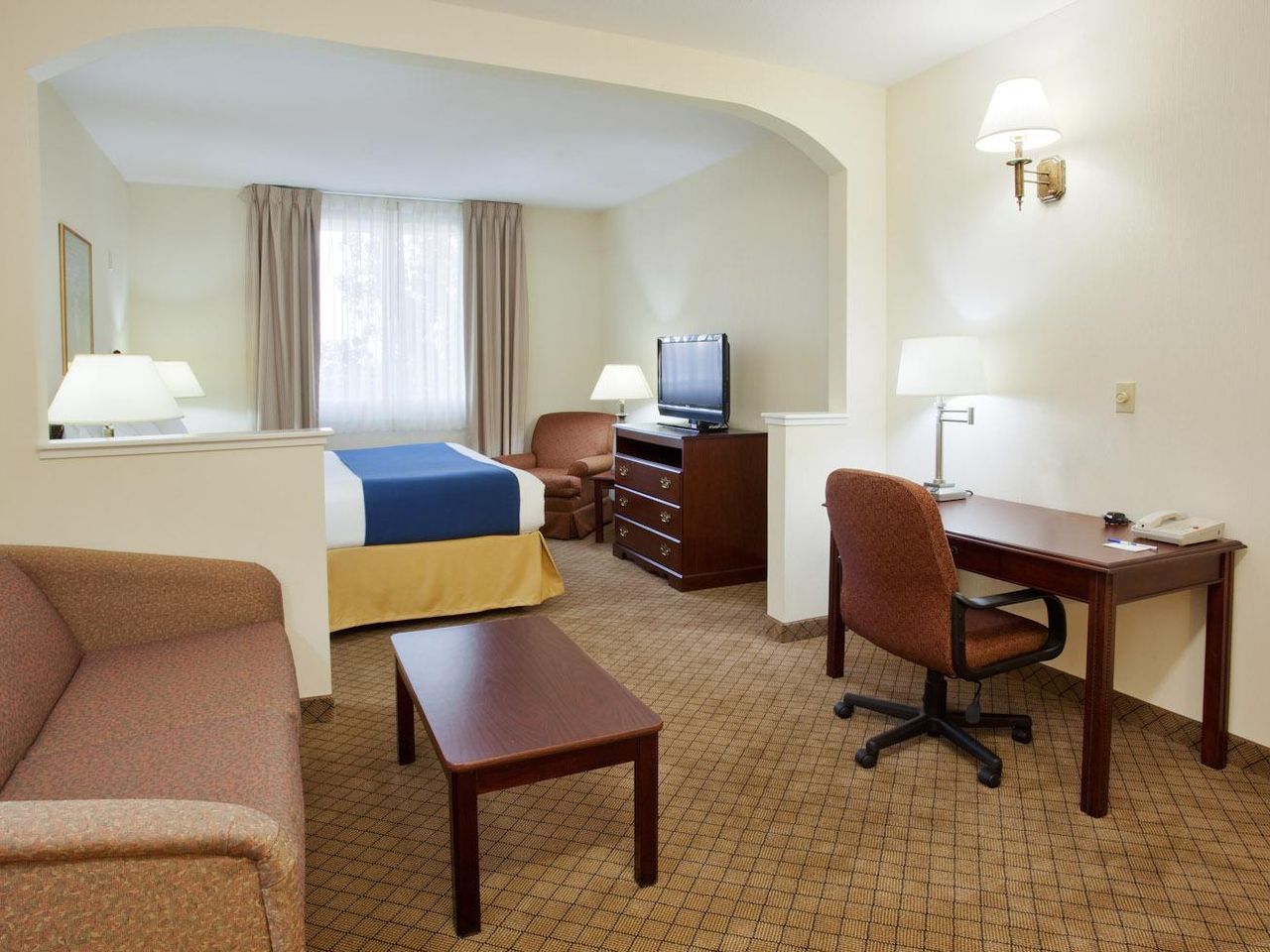 Country Inn & Suites by Radisson, San Jose International Airport, CA