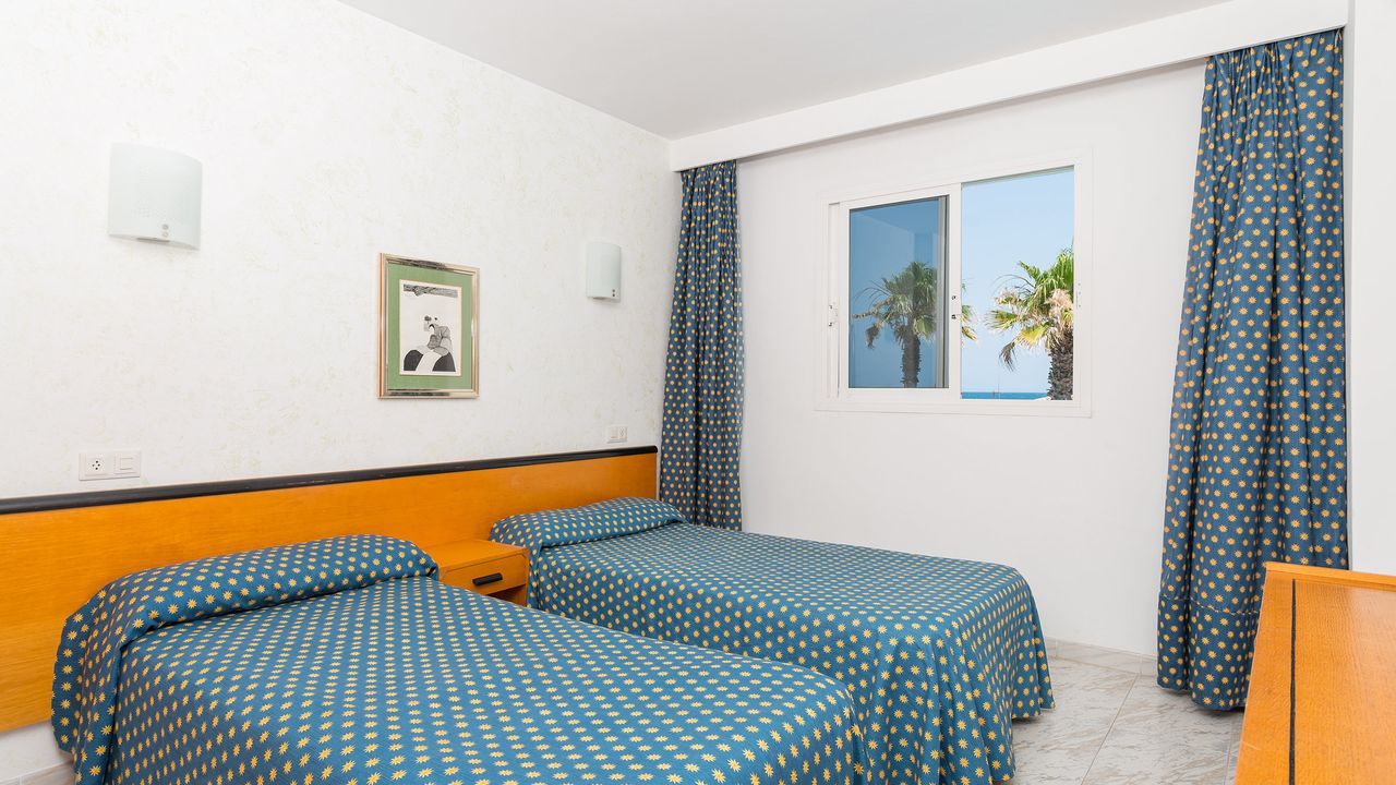 Apartamentos Ses Roquetes
