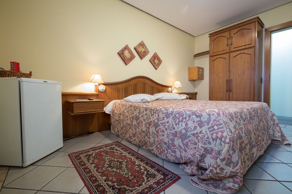 Requint Hotel
