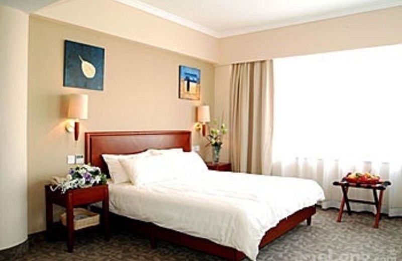 GreenTree Inn ShangHai GongKang Express Hotel
