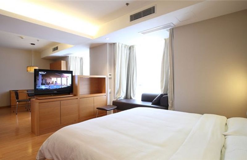 JI Hotel Shanghai Jingan Temple Kangding Road
